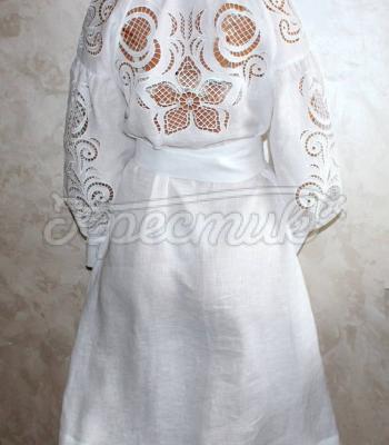 Длинное вышитое платье из ришелье на белом льне "Рафаэлла" купить платье бохо
