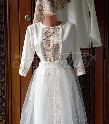 Вишиванки для сім'ї "Біле золото" купити вишиту сукню