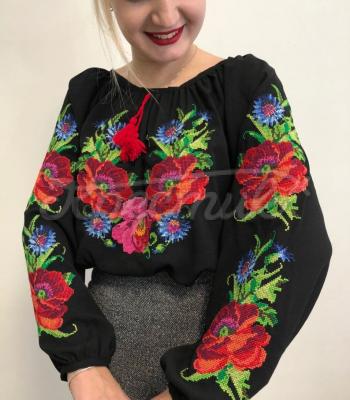 Чорна жіноча вишиванка на шифоні "Яскраво-червоні квіти" замовити Україна