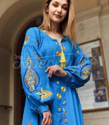 Голубое вышитое платье "Перо жарптицы" украинский производитель