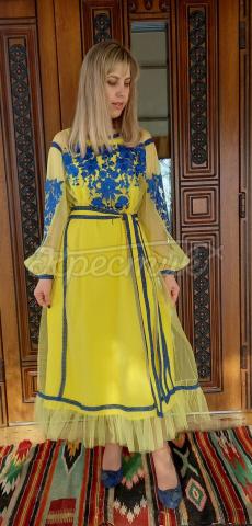 Желтое платье с вышивкой "Украинка" фото