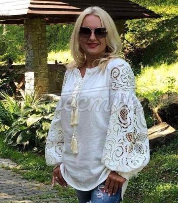 Стильная белая блузка вышиванка с ришелье "Лана" купить