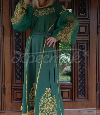Зеленое вышитое платье-бохо "Малахит" фото