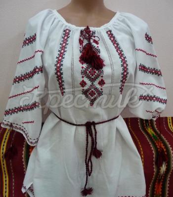 Стильная традиционная женская вышиванка "Княжна"