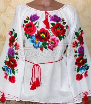 Вышитая женская блузка "Цветочное поле" фото