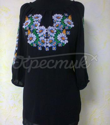 Женская вышитая блузка "Ромашки на черном" фото