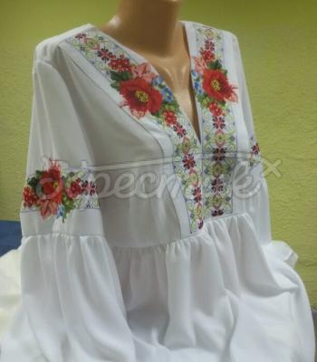 Легкая женская блузочка "Цветочный орнамент" фото