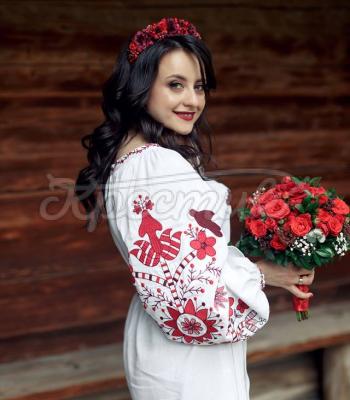 Женское вышитое платье "Украиночка" в стиле бохо