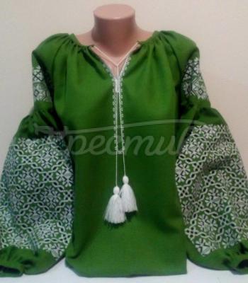 Женская вышиванка "Идилия в зеленом" купить