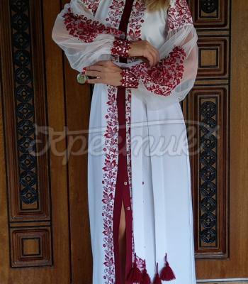Біле плаття з вишивкою "Ліна" фото