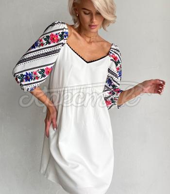 Романтическое женское платье в украинском стиле купить