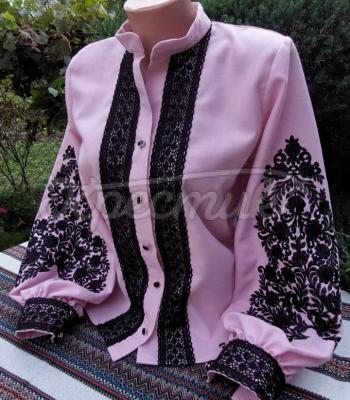 Женская розовая вышиванка "Парфе" купить
