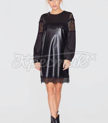 Черное мини- платье из экокожи с кружевом фото