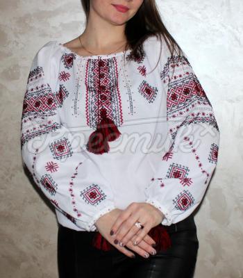 Стильна вишиванка жіноча "Ніжана" традиційна вишиванка