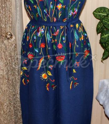 Вышитое платье в украинском стиле "Цветы любви" фото
