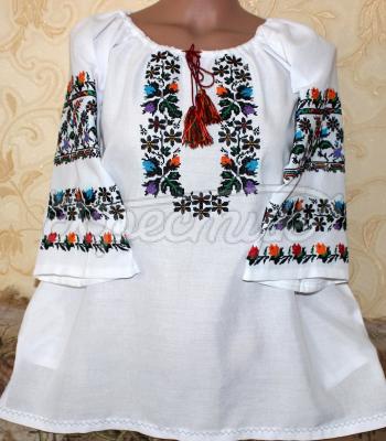 Женская блузка с вышивкой Цветочная фото