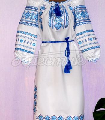 Вышитое женское платье в украинском стиле "Голубой снег" фото