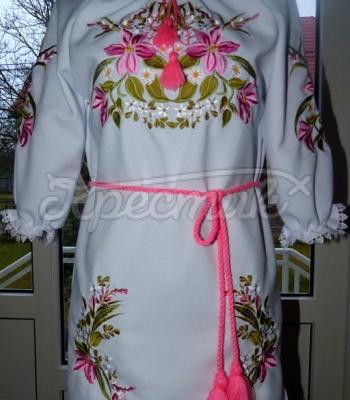 Вышитое украинское платье "цветочные мотивы" купить