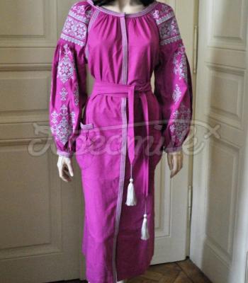 Розовое длинное платье с поясом купить