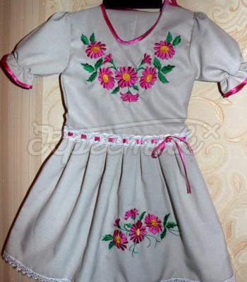 Детское вышитое платье "Хризантемы"