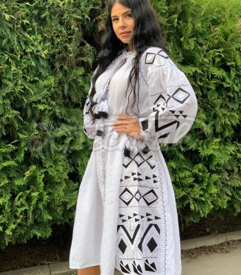 Белое вышитое платье бохо "Геометрия объема" заказать Киев