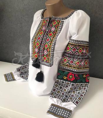 Украинская вышиванка женская "Цветящиеся ромбы" купить