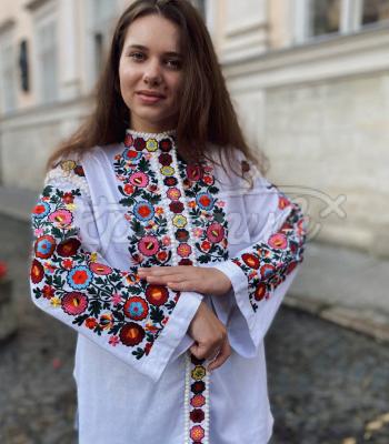 Шикарная женская вышитая блуза классическая "Экзотика" купить вышитую блузку