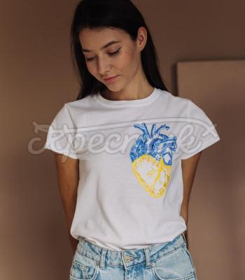 Біла жіноча футболка "Серденько" купити футболку для жінки