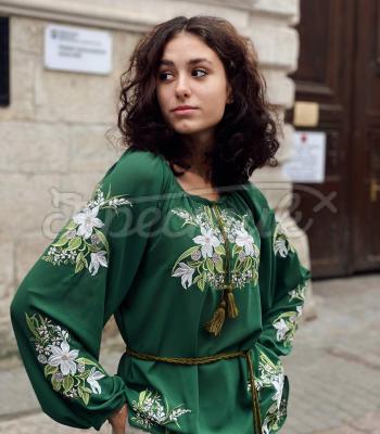 Зеленая вышитая блузка на шифоне с лилиями "Жаннет" купить вышиванку Львов