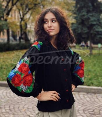 Офісна квіткова жіноча вишиванка чорна "Раяна" купити блузку бохо