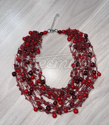 Украинское красное ожерелье с бисером "Забава" купить женское ожерелье