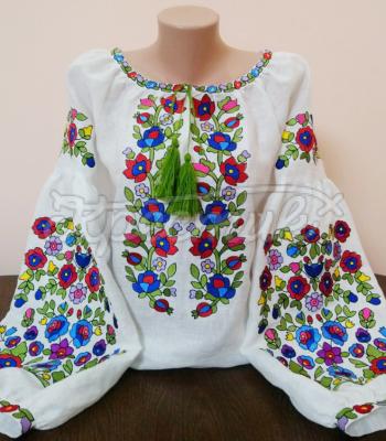 Яркая женская вышиванка "Цветочный калейдоскоп" фото