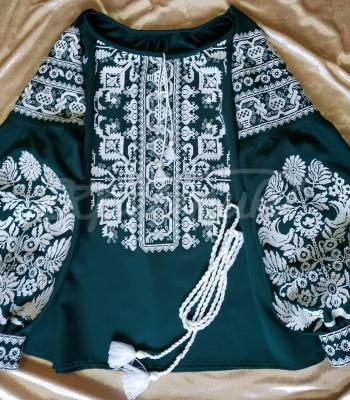 Смарагдова блуза вишиванка "Таємниця роду" фото