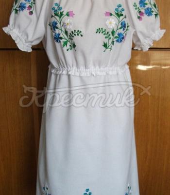 Украинское вышитое платье - васильки и ромашки