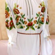 Біла жіноча вишиванка "Квіточка" фото