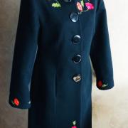 Жіноче вишите пальто "Маки" фото