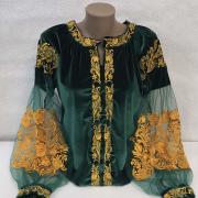 Оксамитова жіноча вишиванка "Шик" фто