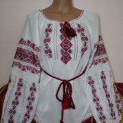 Українська вишиванка "Бордова геометрія" білі вишиванки