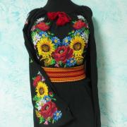 Черная женская вышиванка-туника с подсолнухами и маками