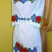 Женское вышитое платье " Геометрия и маки" фото