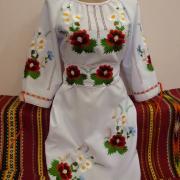 Женская вышиванка "Загадочные маки" фото