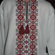 Мужская вышитая рубашка "Ромбы изобилия" красная фото