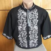 Мужская вышиванка на черном "Гроно" фото