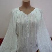 Белая вышитая блузка  марлевка "Шелковый маркизет" фото