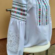 Вишиванка квіткова придбати