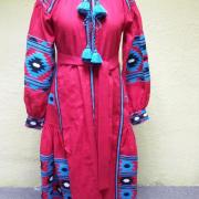 Платье в бохо-стиле малинового цвета фото