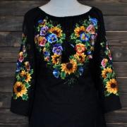 Жіноча вишиванка гладдю "Караван квітів" фото