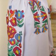 Жіноча вишиванка "Букет тюльпанів" українська вишита сорочка