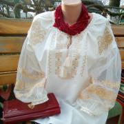 Біла жіноча вишиванка з фатиновими рукавами "Міраж" фото