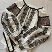 Жіноча вишиванка "Світлана" фото